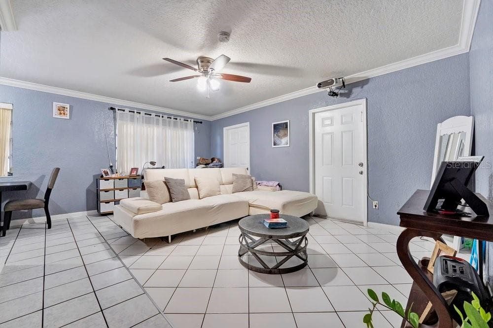 Single Family Residence at 1530 NE 43RD CT, POMPANO BEACH, photo 5 of 24