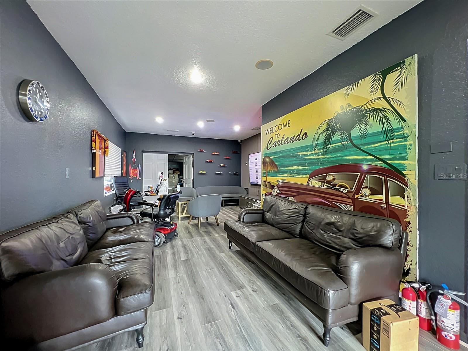 Mixed Use at 690 N SEMORAN BLVD, ORLANDO, photo 6 of 75