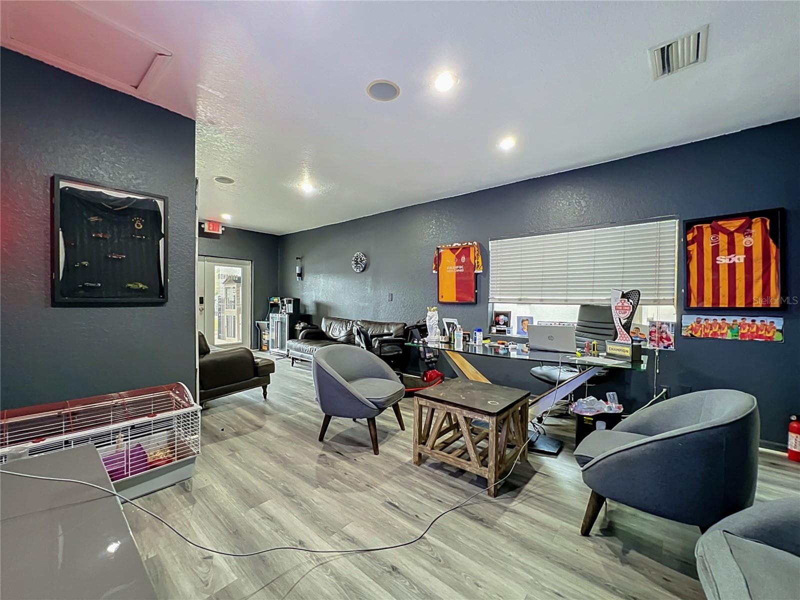 Mixed Use at 690 N SEMORAN BLVD, ORLANDO, photo 10 of 75