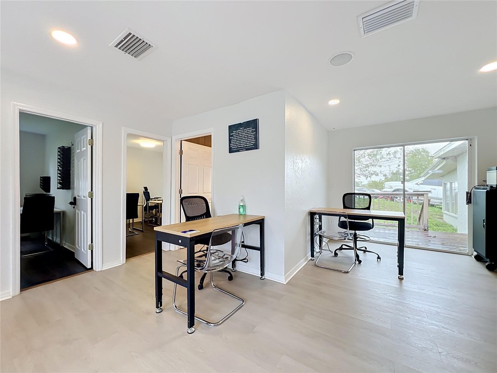 Mixed Use at 690 N SEMORAN BLVD, ORLANDO, photo 31 of 75