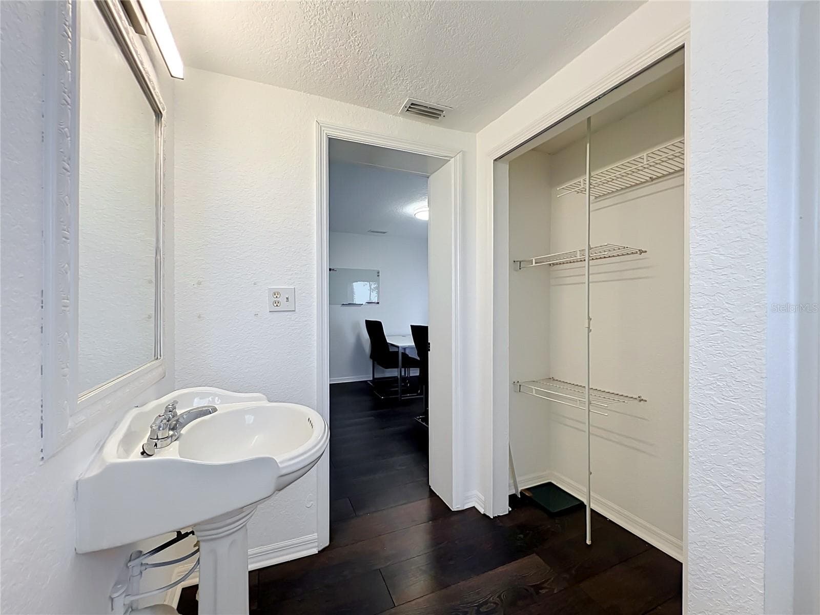 Mixed Use at 690 N SEMORAN BLVD, ORLANDO, photo 54 of 75