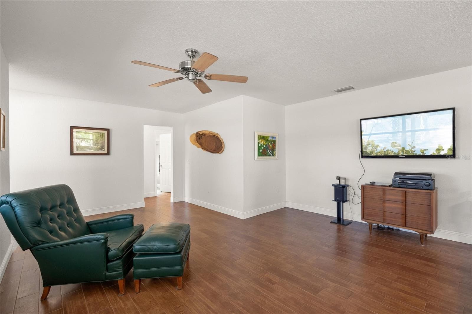 Single Family Residence at 6520 QUONSET RD, BRADENTON, photo 9 of 34