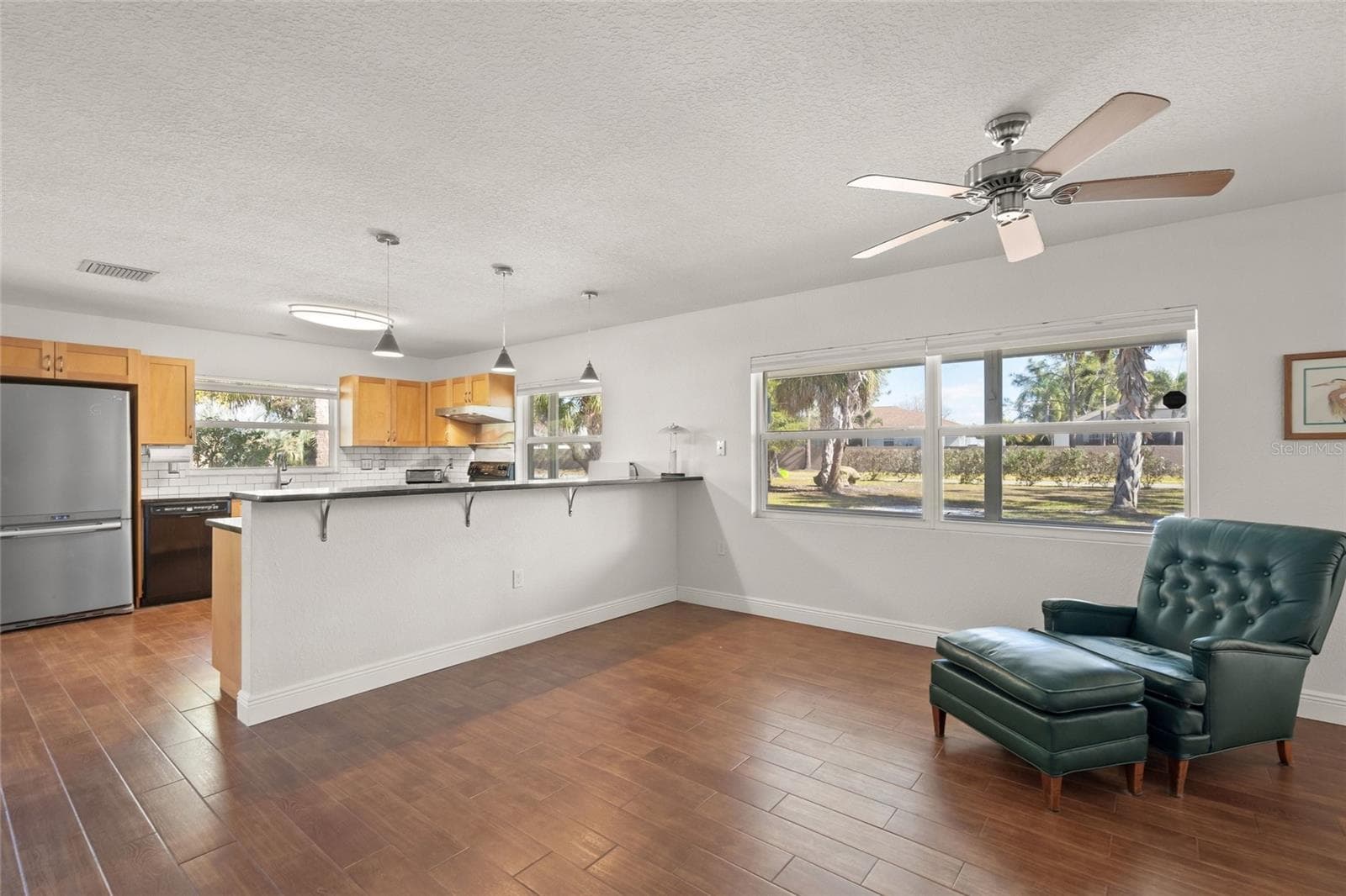Single Family Residence at 6520 QUONSET RD, BRADENTON, photo 10 of 34