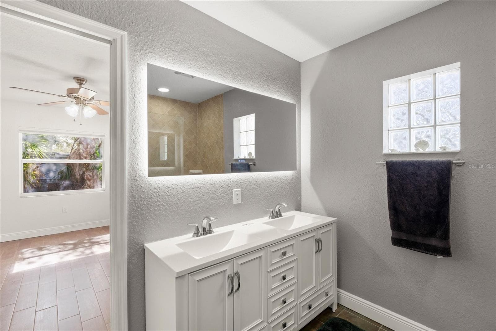 Single Family Residence at 6520 QUONSET RD, BRADENTON, photo 23 of 34
