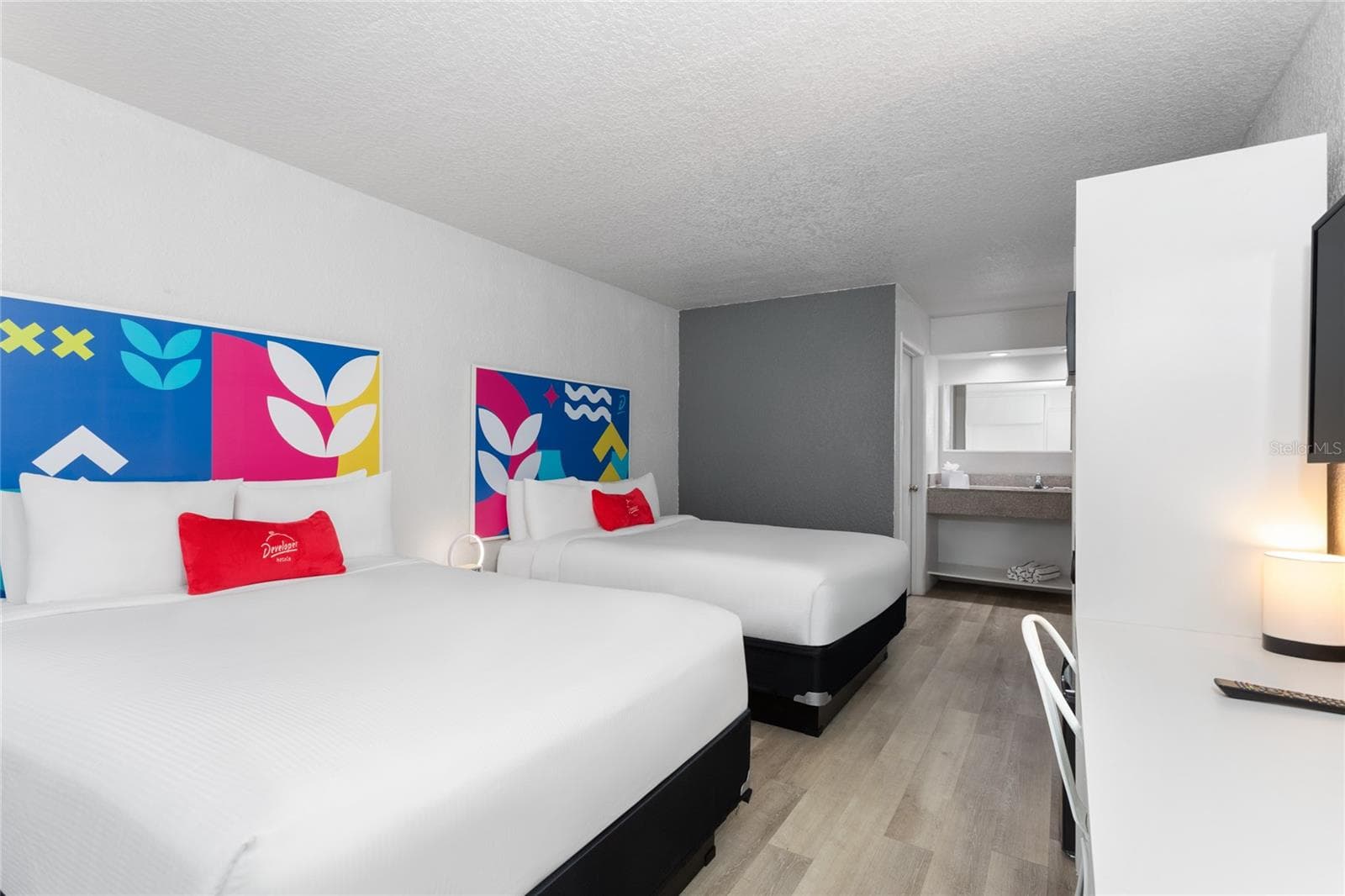 Condo - Hotel at 2930 POLYNESIAN ISLES BLVD, KISSIMMEE, photo 3 of 25