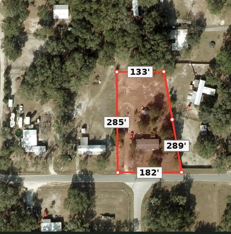Manufactured Home at 19391 SE 21ST PL, MORRISTON, photo 4 of 23