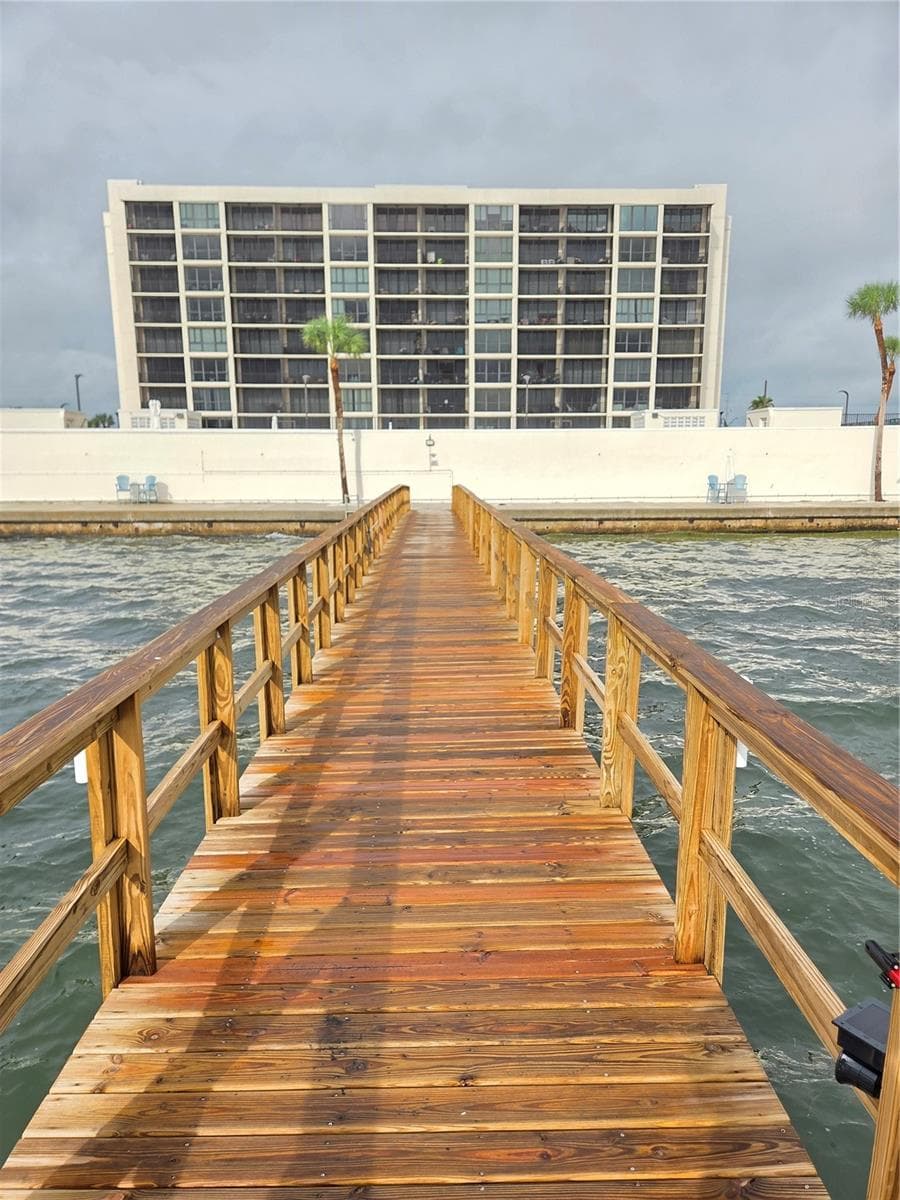 Fishing pier towards Bridgeton Building - 7100 SUNSHINE SKYWAY LN S #301, ST PETERSBURG