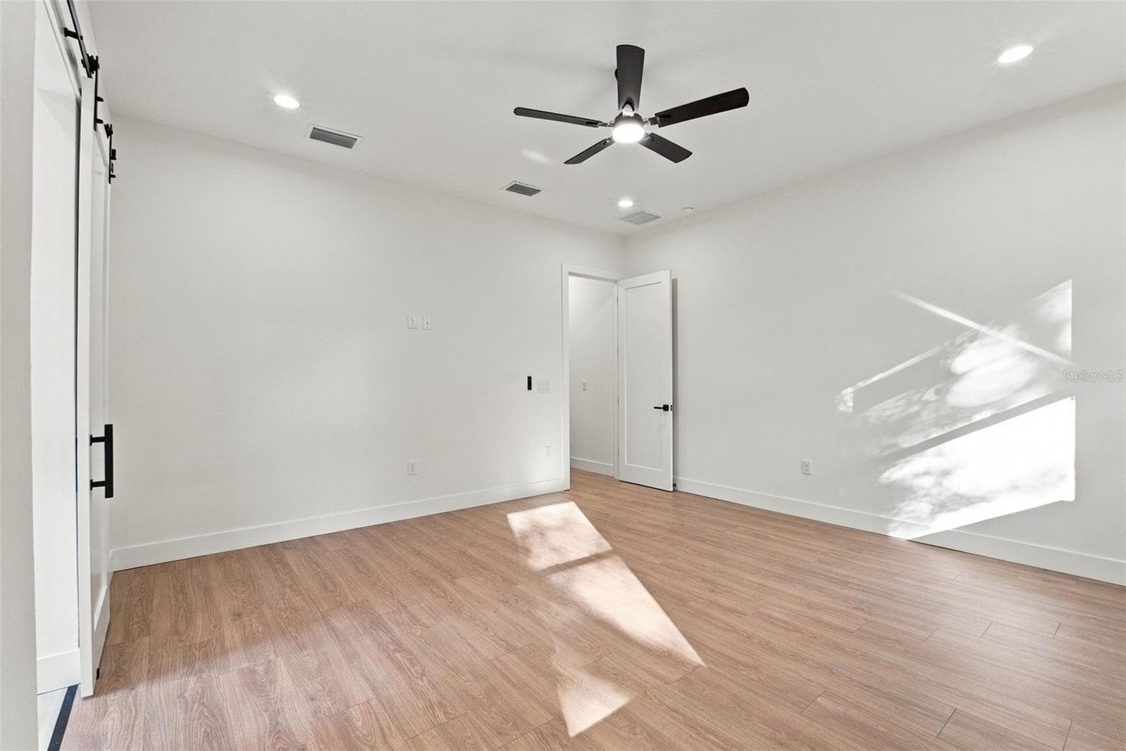 Single Family Residence at 3044 GULFWIND DR, LAND O LAKES, photo 21 of 63