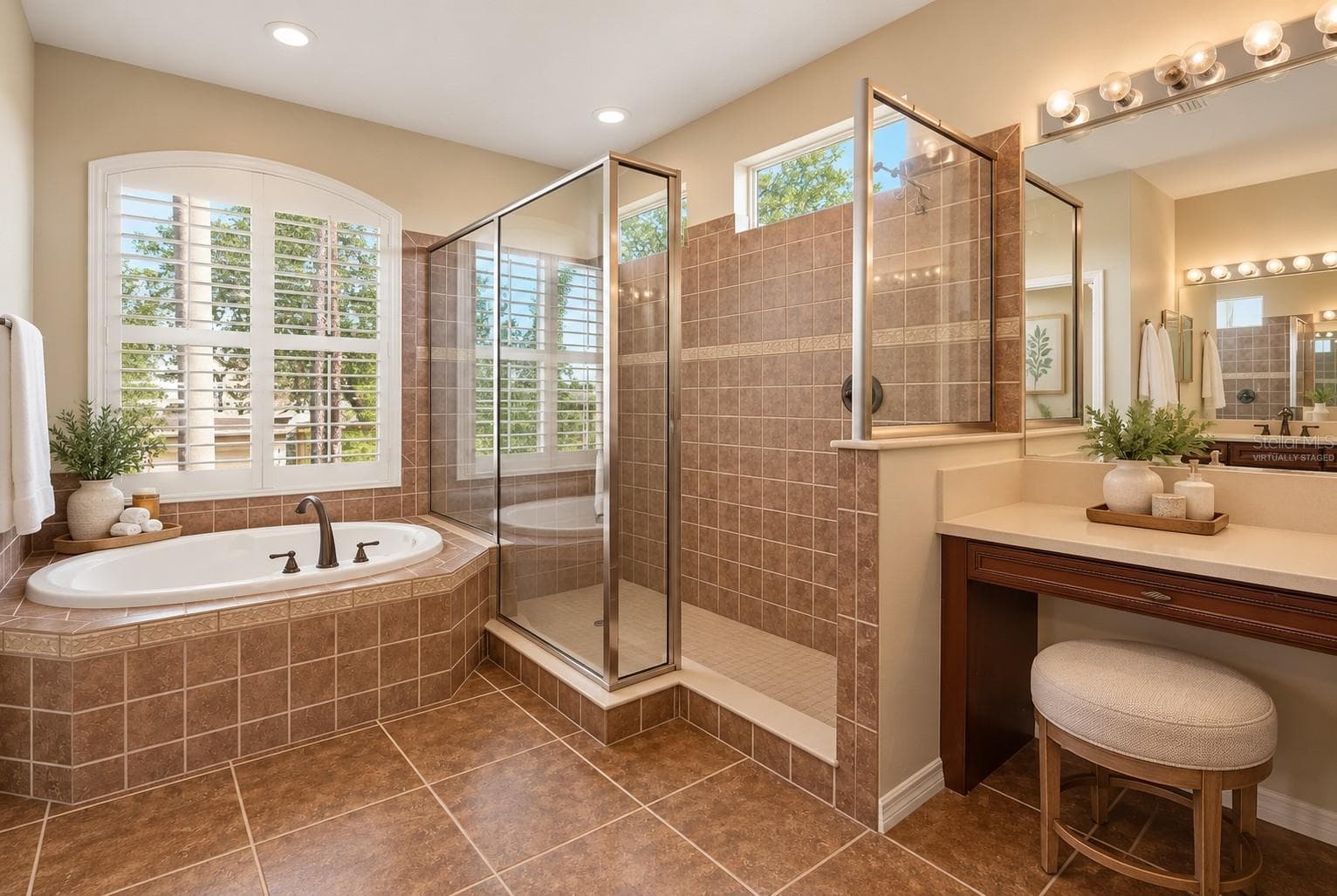 Virtually Staged - 5809 LEXINGTON DR, PARRISH