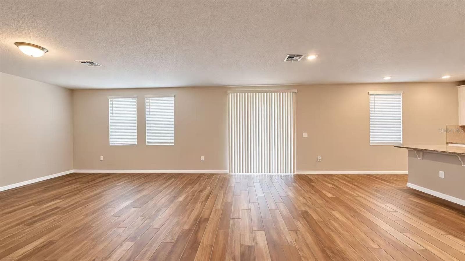 Single Family Residence at 17424 BACK BAY CT, CLERMONT, photo 11 of 34