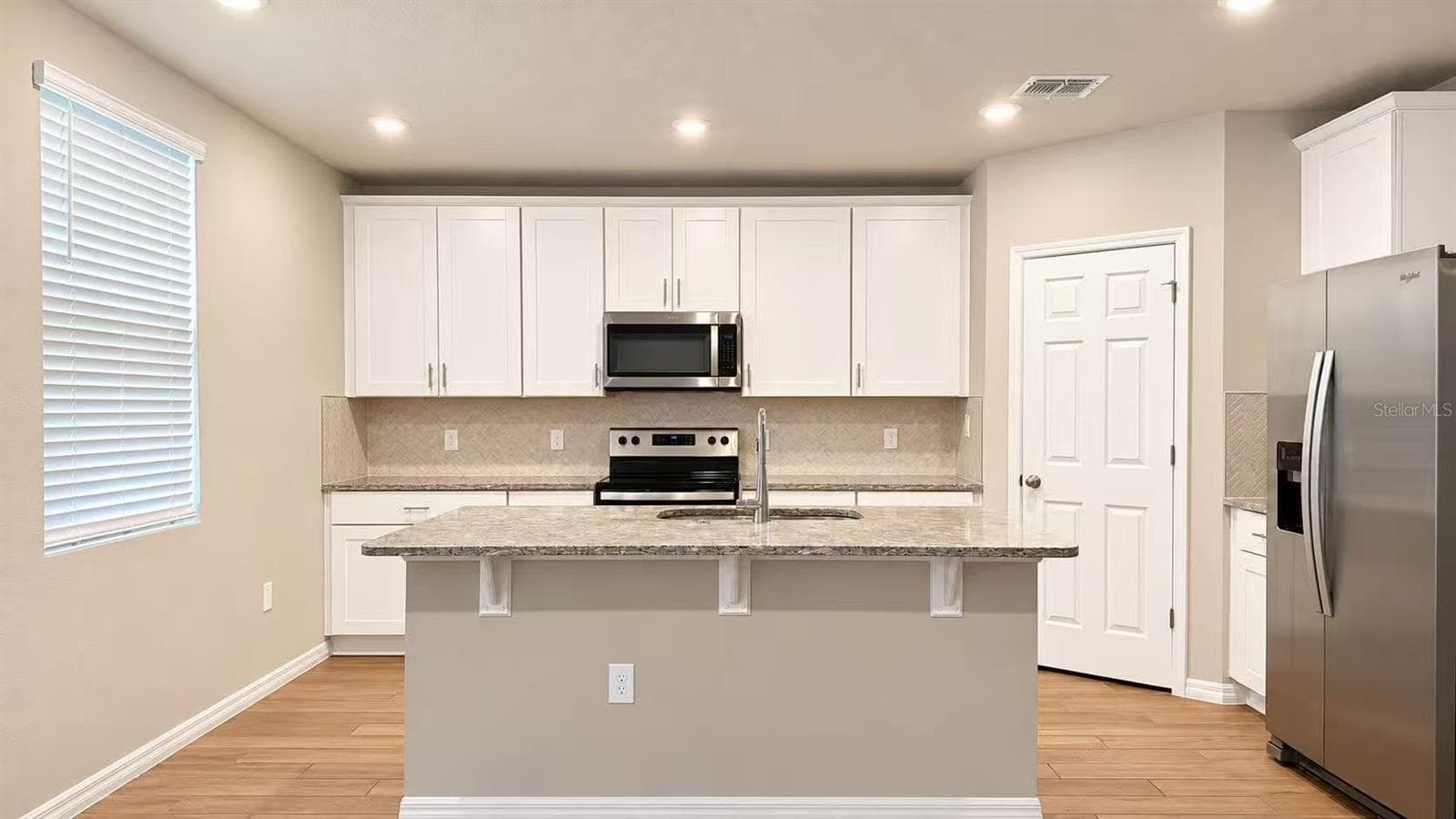 Single Family Residence at 17424 BACK BAY CT, CLERMONT, photo 12 of 34