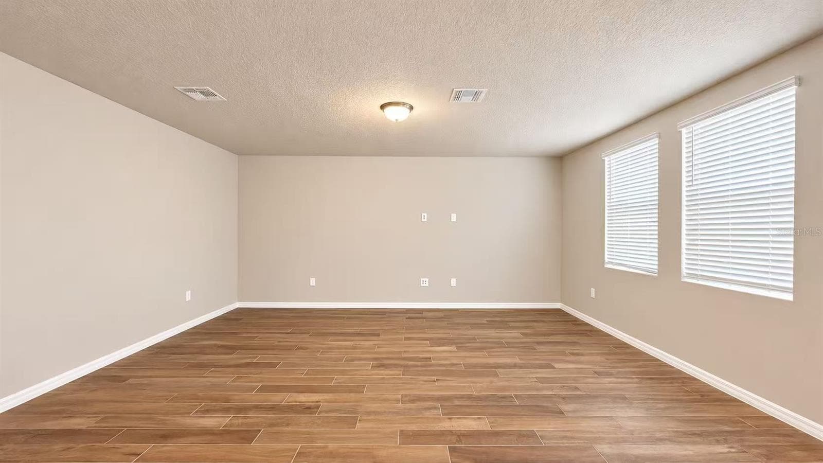 Single Family Residence at 17424 BACK BAY CT, CLERMONT, photo 14 of 34