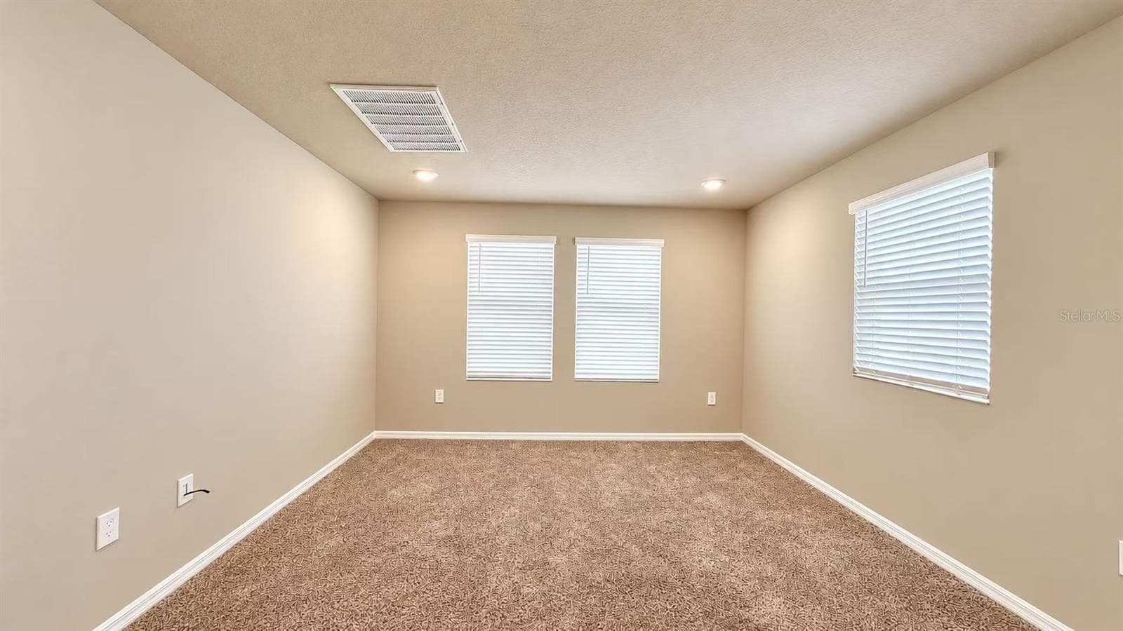 Single Family Residence at 17424 BACK BAY CT, CLERMONT, photo 16 of 34