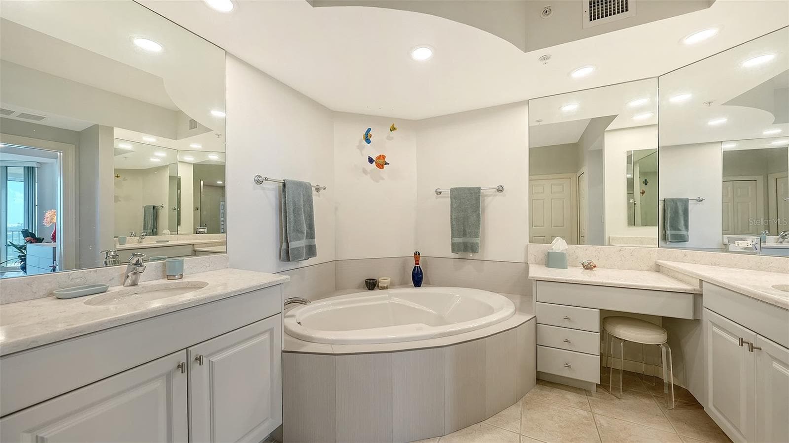 Condominium at 409 N POINT RD #601, OSPREY, photo 26 of 93