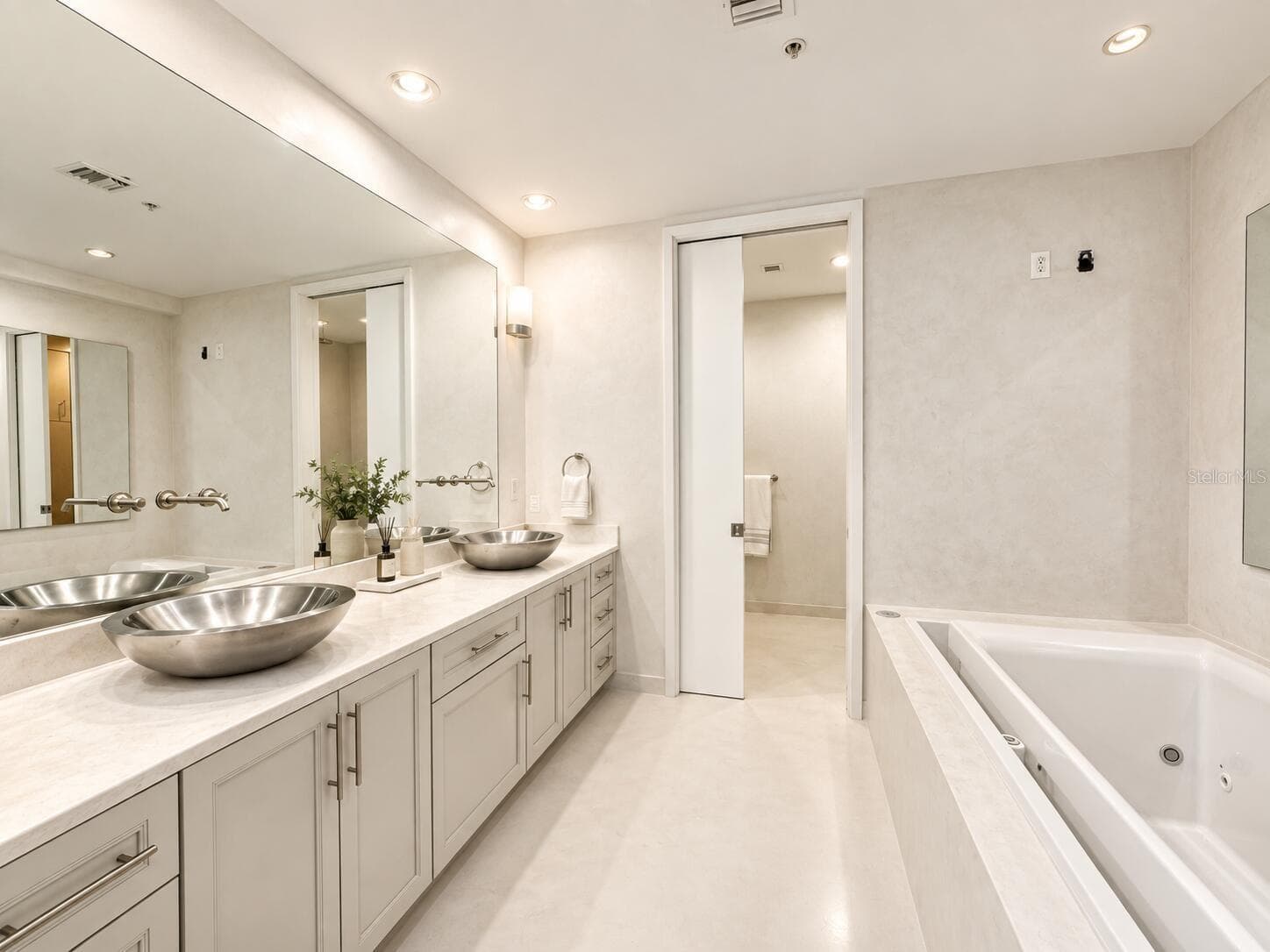 Condominium at 150 E ROBINSON ST #29B, ORLANDO, photo 16 of 35