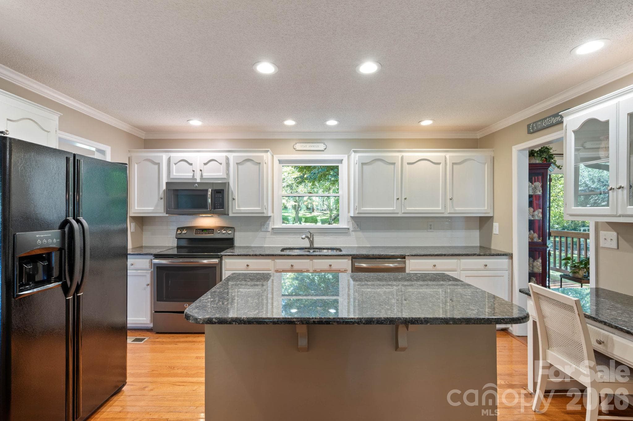 Single Family Residence at 990 Royal Drive, Lincolnton, photo 10 of 45
