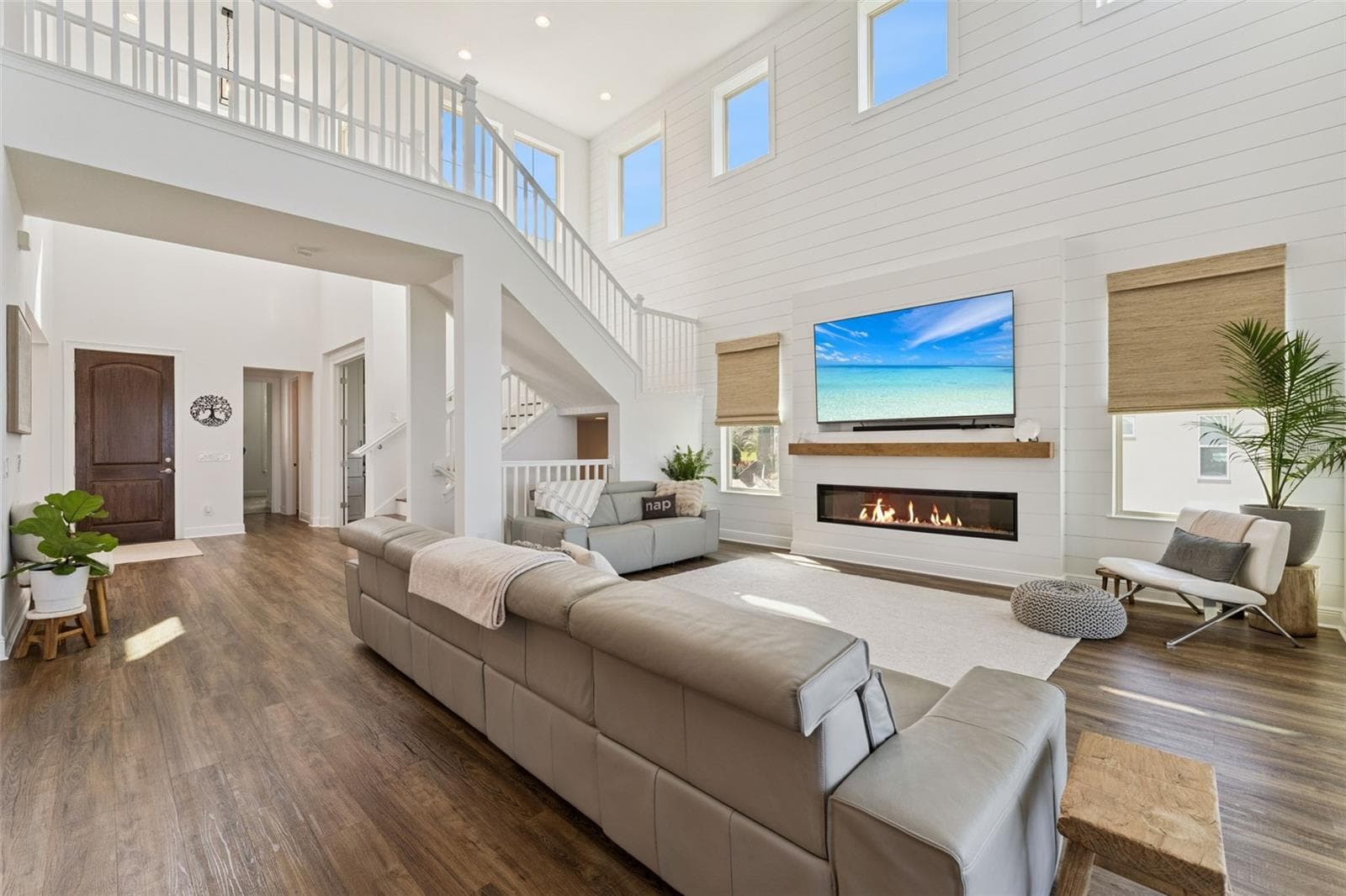 Single Family Residence at 16773 BROADWATER AVE, WINTER GARDEN, photo 16 of 89