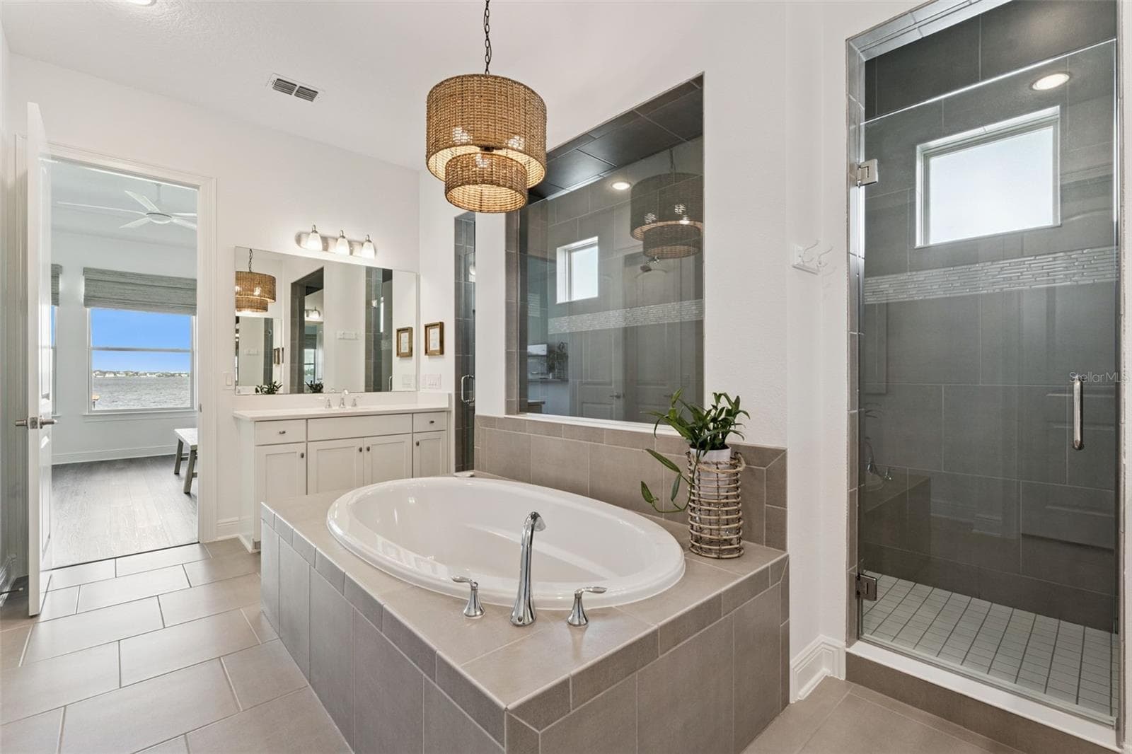 Single Family Residence at 16773 BROADWATER AVE, WINTER GARDEN, photo 39 of 89