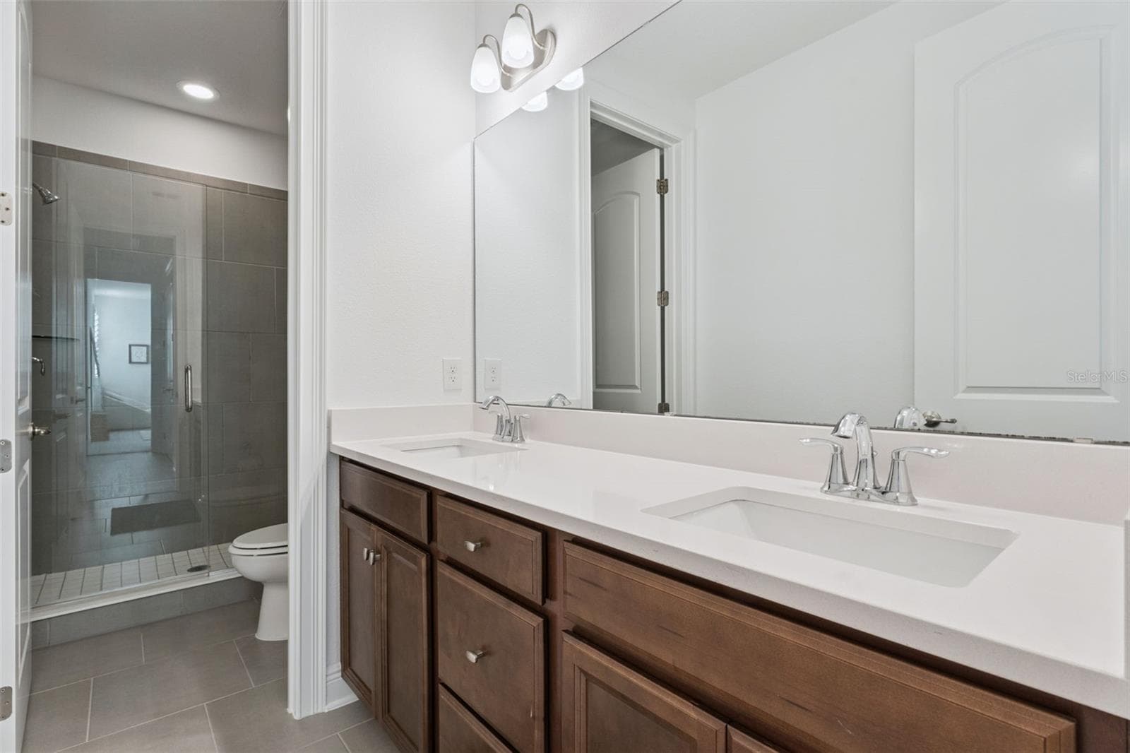 Single Family Residence at 16773 BROADWATER AVE, WINTER GARDEN, photo 57 of 89