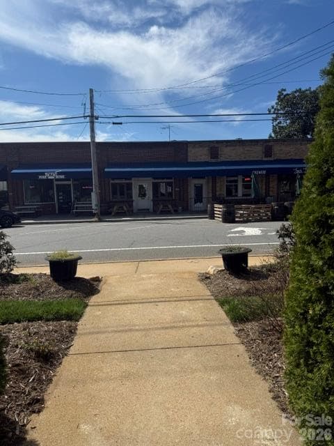 Condominium at 308 N Green Street Street, Morganton, photo 9 of 11