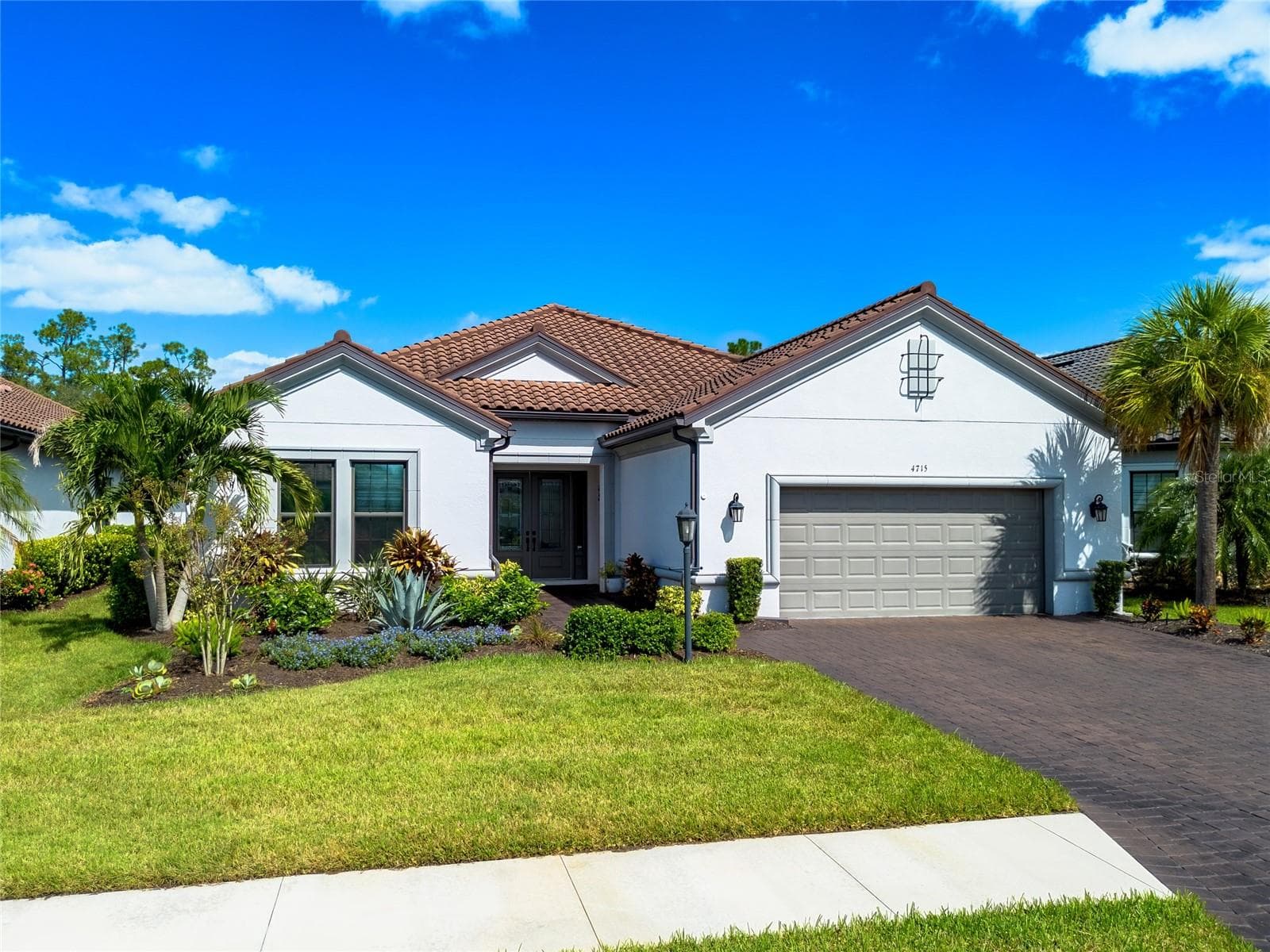 Single Family Residence at 4715 TRENTO PL, BRADENTON, photo 2 of 100