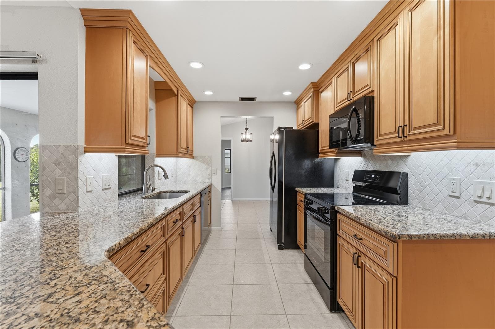 ALL NEW APPIANCES - 1478 NAVIGATOR RD, PUNTA GORDA