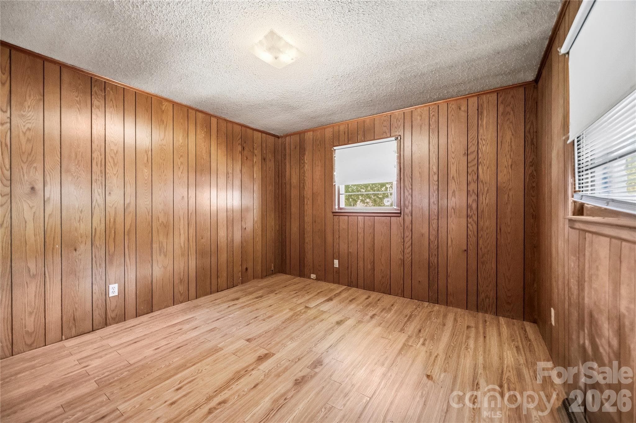 Single Family Residence at 328 Long Shoals Road, Bessemer City, photo 16 of 33