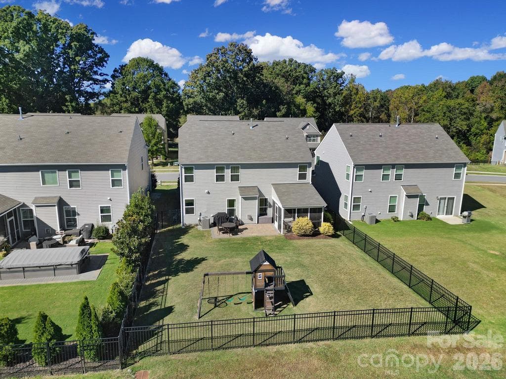 Single Family Residence at 129 Lantern Acres Drive, Mooresville, photo 38 of 40
