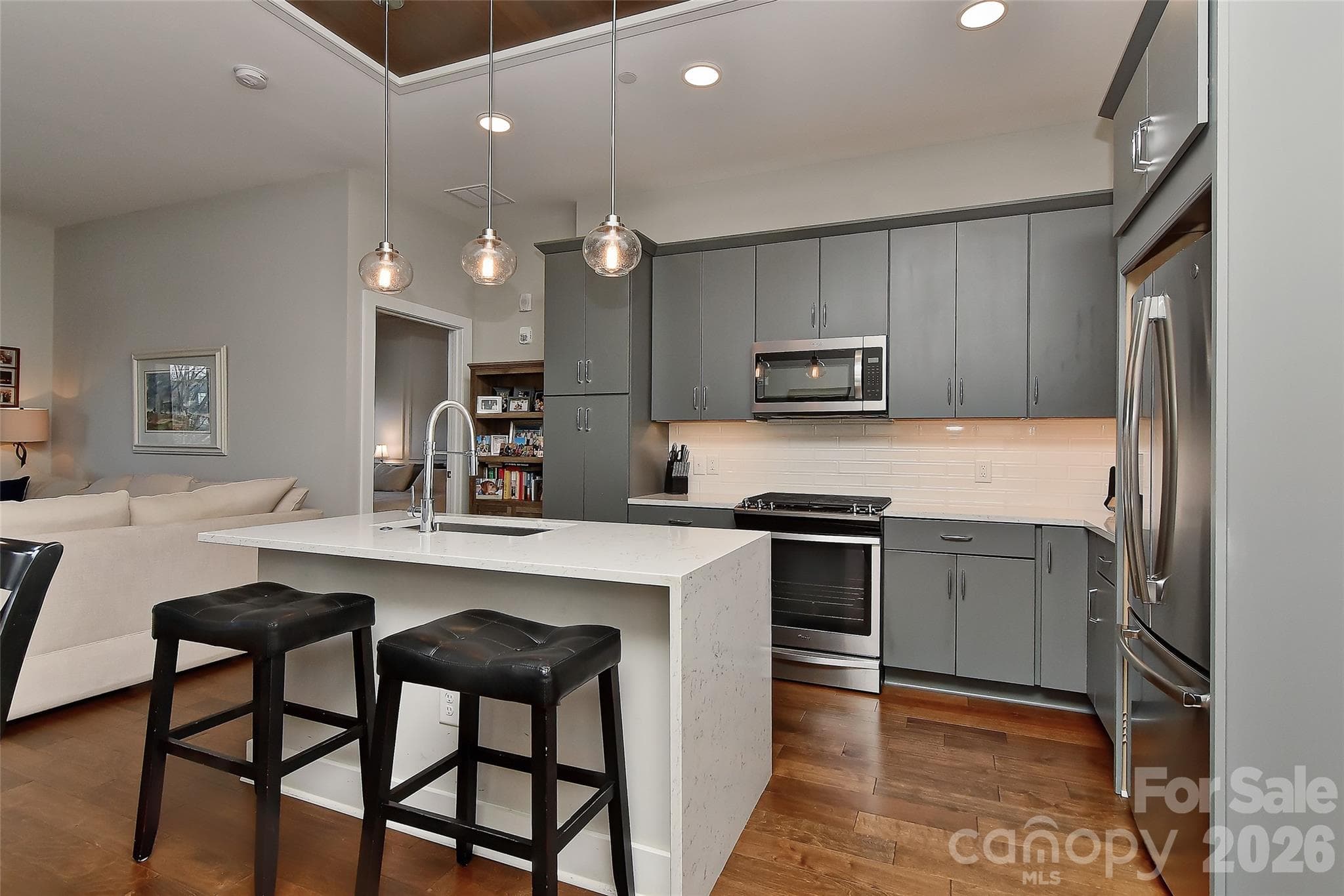 Condominium at 2401 Euclid Avenue, Charlotte, photo 6 of 52