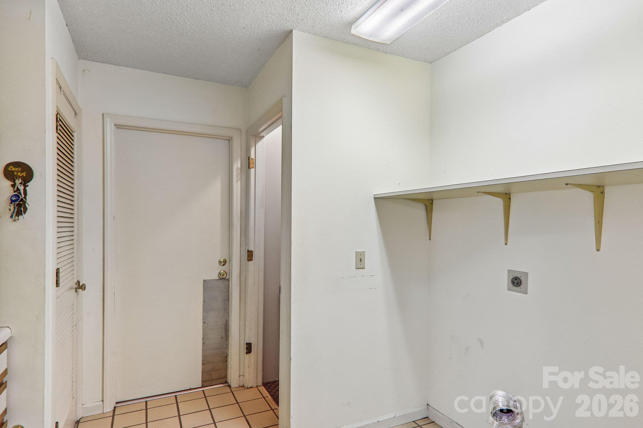 Mud Room/ Laundry - 108 Kenwood Drive, Hendersonville