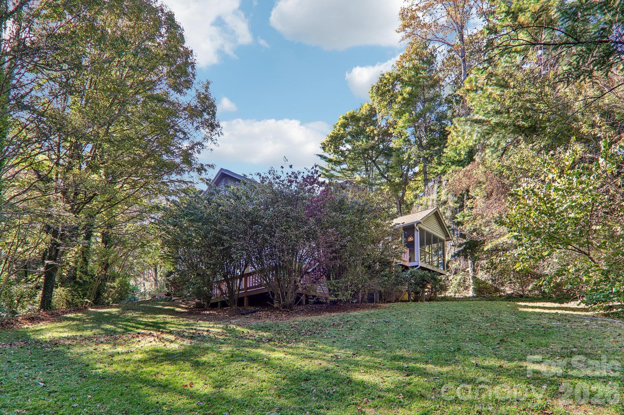 Single Family Residence at 108 Kenwood Drive, Hendersonville, photo 44 of 48