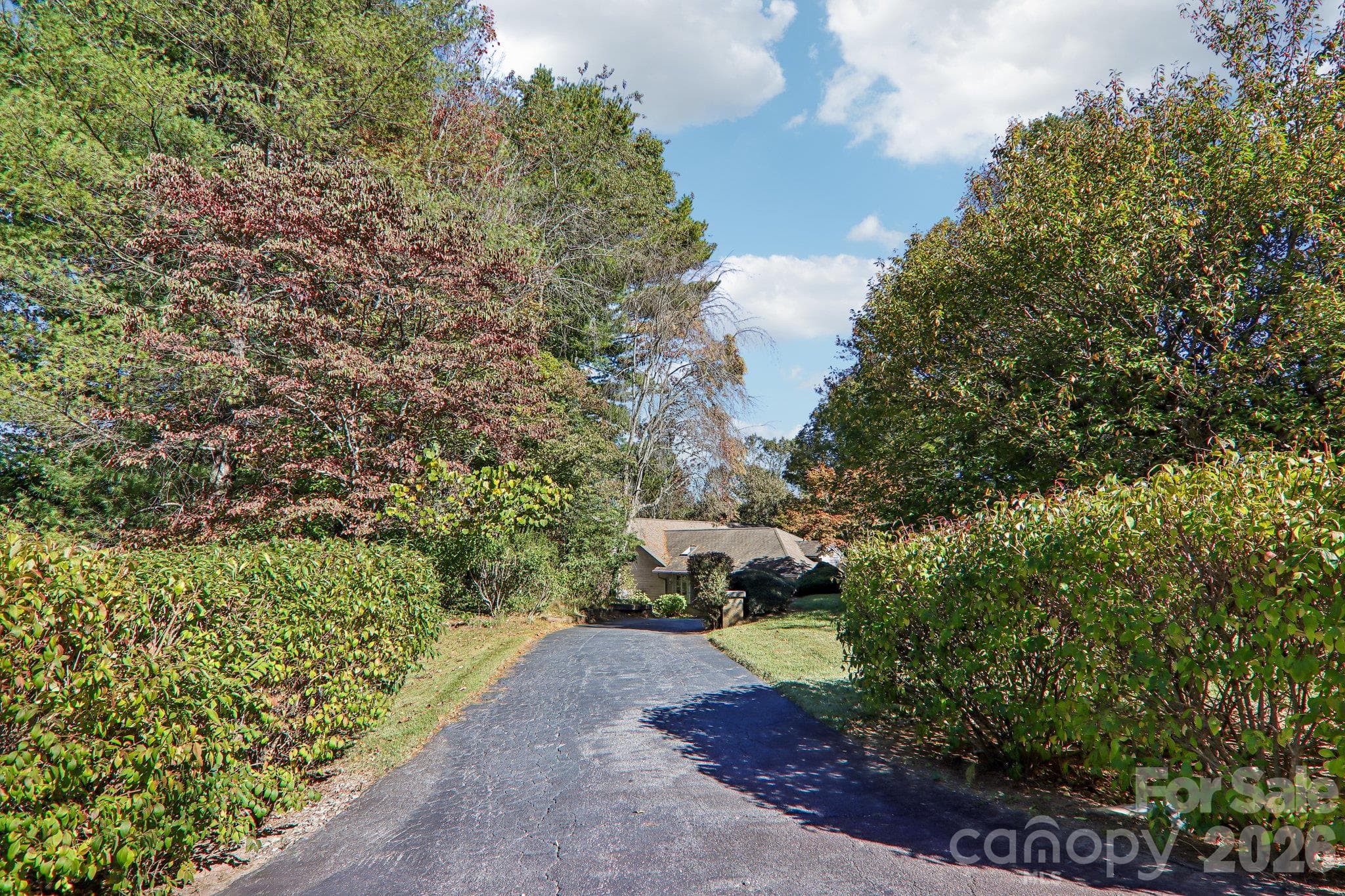 Single Family Residence at 108 Kenwood Drive, Hendersonville, photo 47 of 48