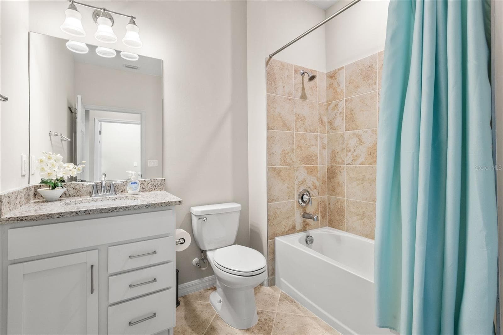 Condominium at 15999 GRASSLAND LN #3221, PUNTA GORDA, photo 22 of 51