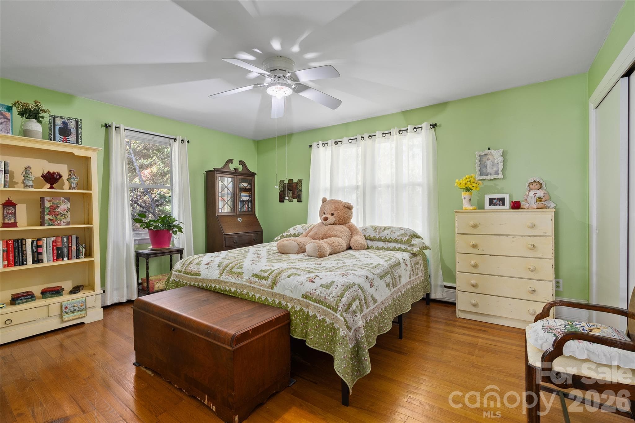 Fourplex at 152 Tate Street, Waynesville, photo 9 of 38