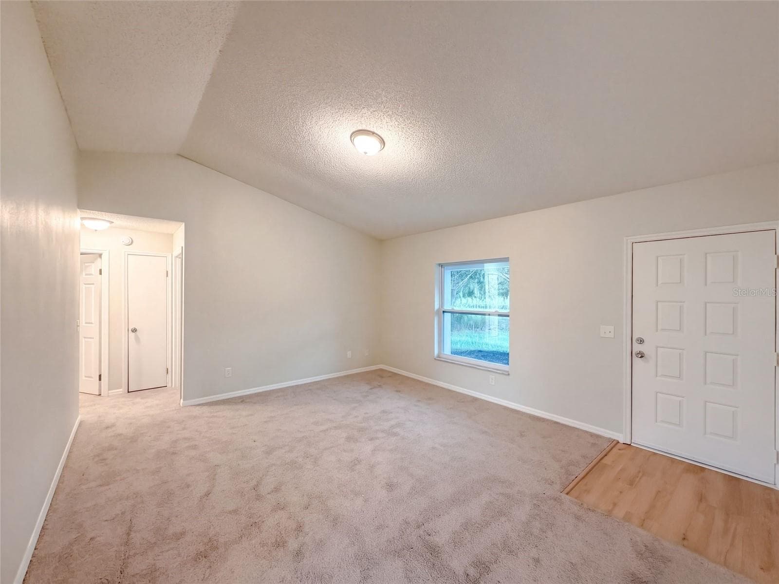 Single Family Residence at 3 EMERALD TRAIL PL, OCALA, photo 8 of 18