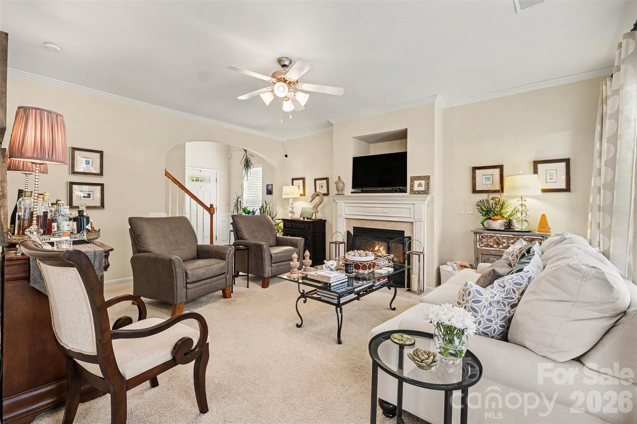 Single Family Residence at 1727 Crabapple Tree Lane, Charlotte, photo 6 of 40