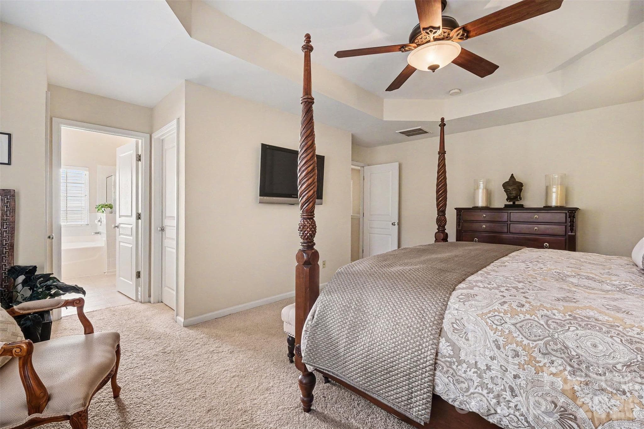 Single Family Residence at 1727 Crabapple Tree Lane, Charlotte, photo 19 of 40