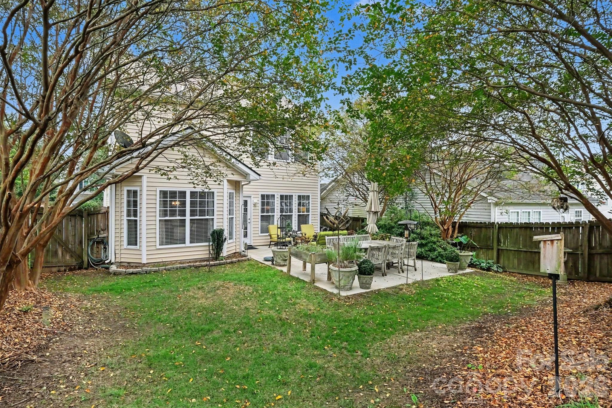 Single Family Residence at 1727 Crabapple Tree Lane, Charlotte, photo 30 of 40