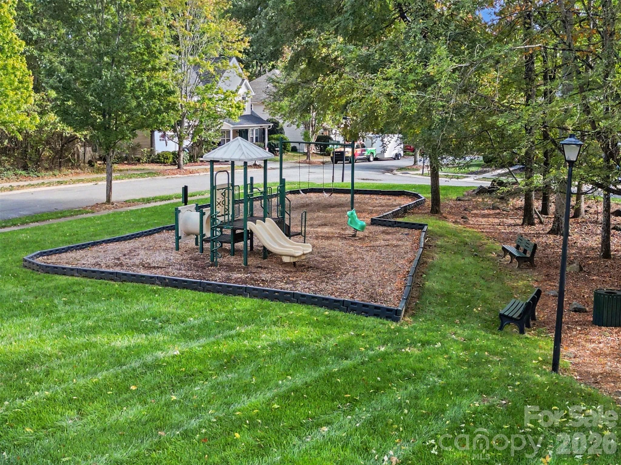 Single Family Residence at 1727 Crabapple Tree Lane, Charlotte, photo 33 of 40