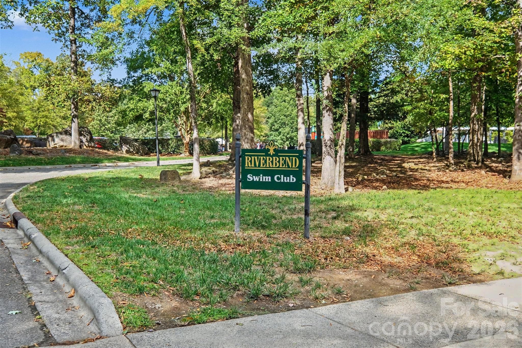 Single Family Residence at 1727 Crabapple Tree Lane, Charlotte, photo 36 of 40