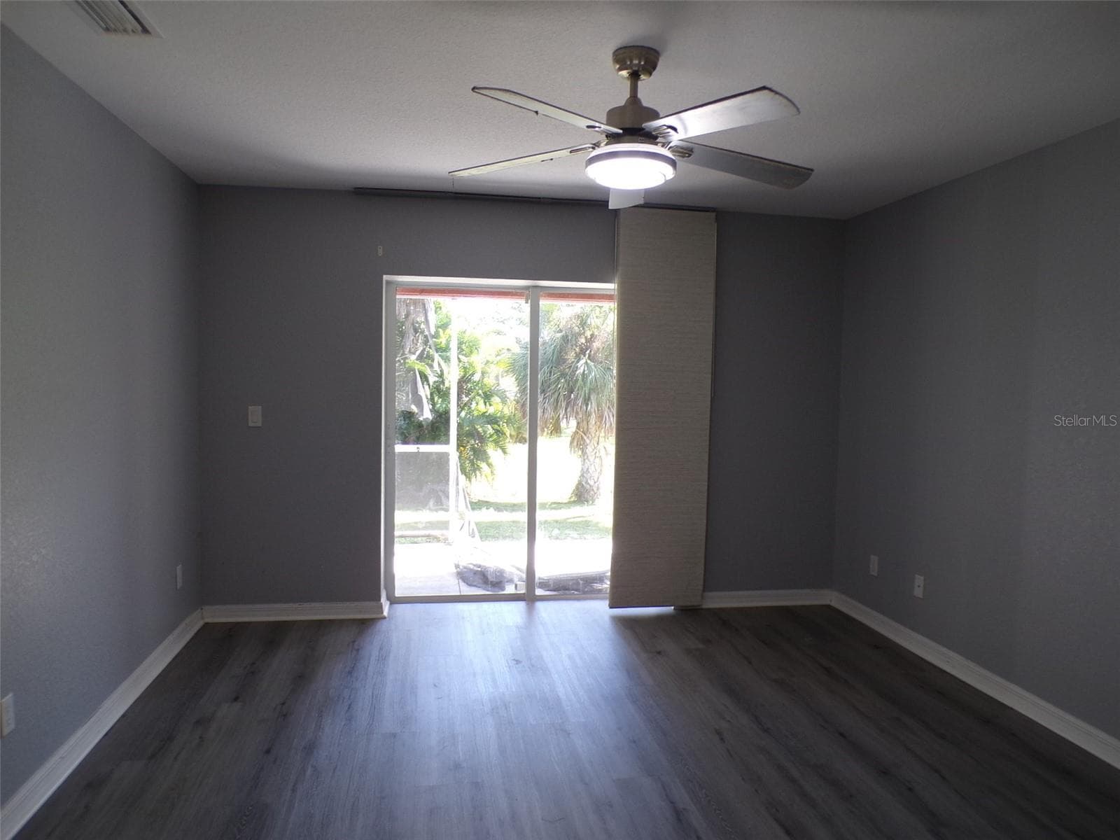 Single Family Residence at 3020 MAGDALINA DR, PUNTA GORDA, photo 4 of 17