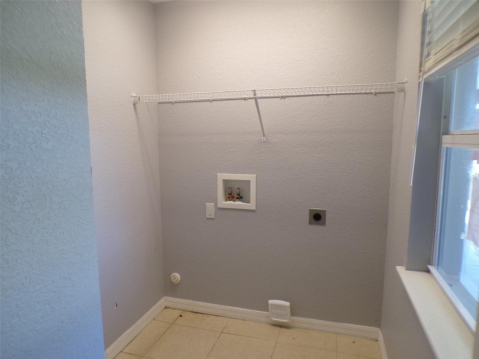Single Family Residence at 3020 MAGDALINA DR, PUNTA GORDA, photo 6 of 17