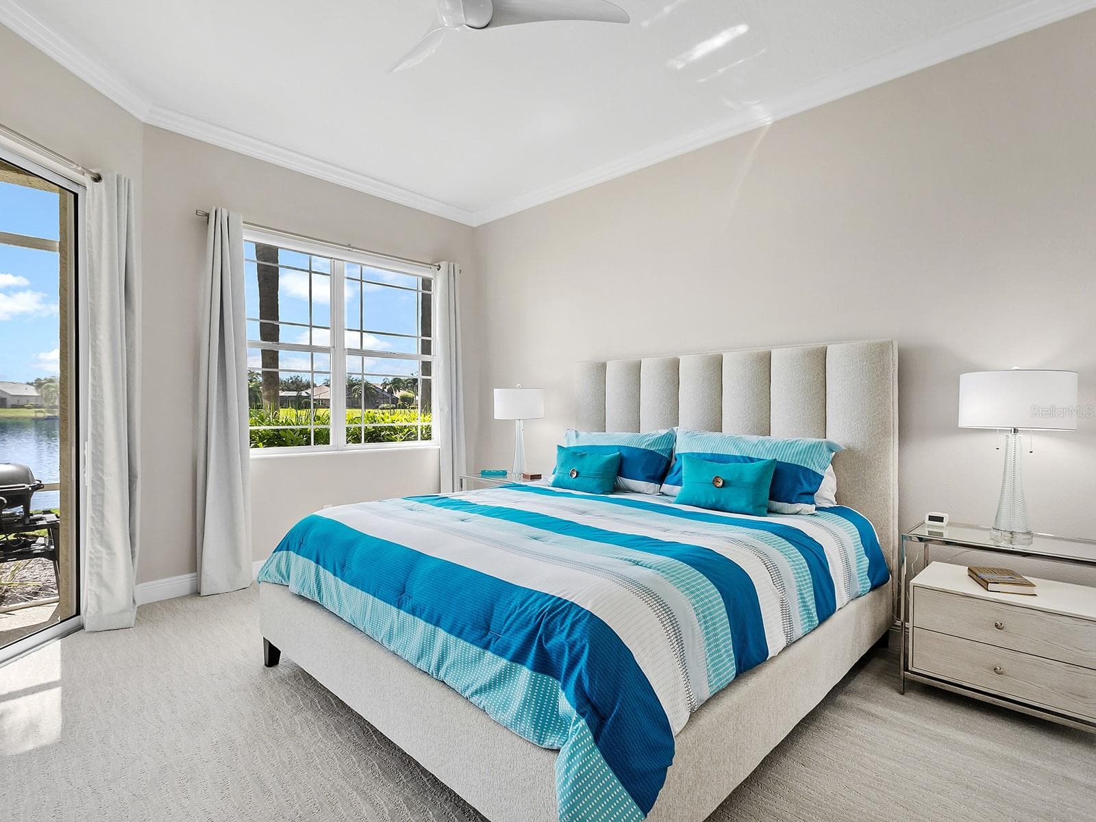 Waterfront Primary Suite with Lanai Access - 6527 MOORINGS POINT CIR #101, LAKEWOOD RANCH