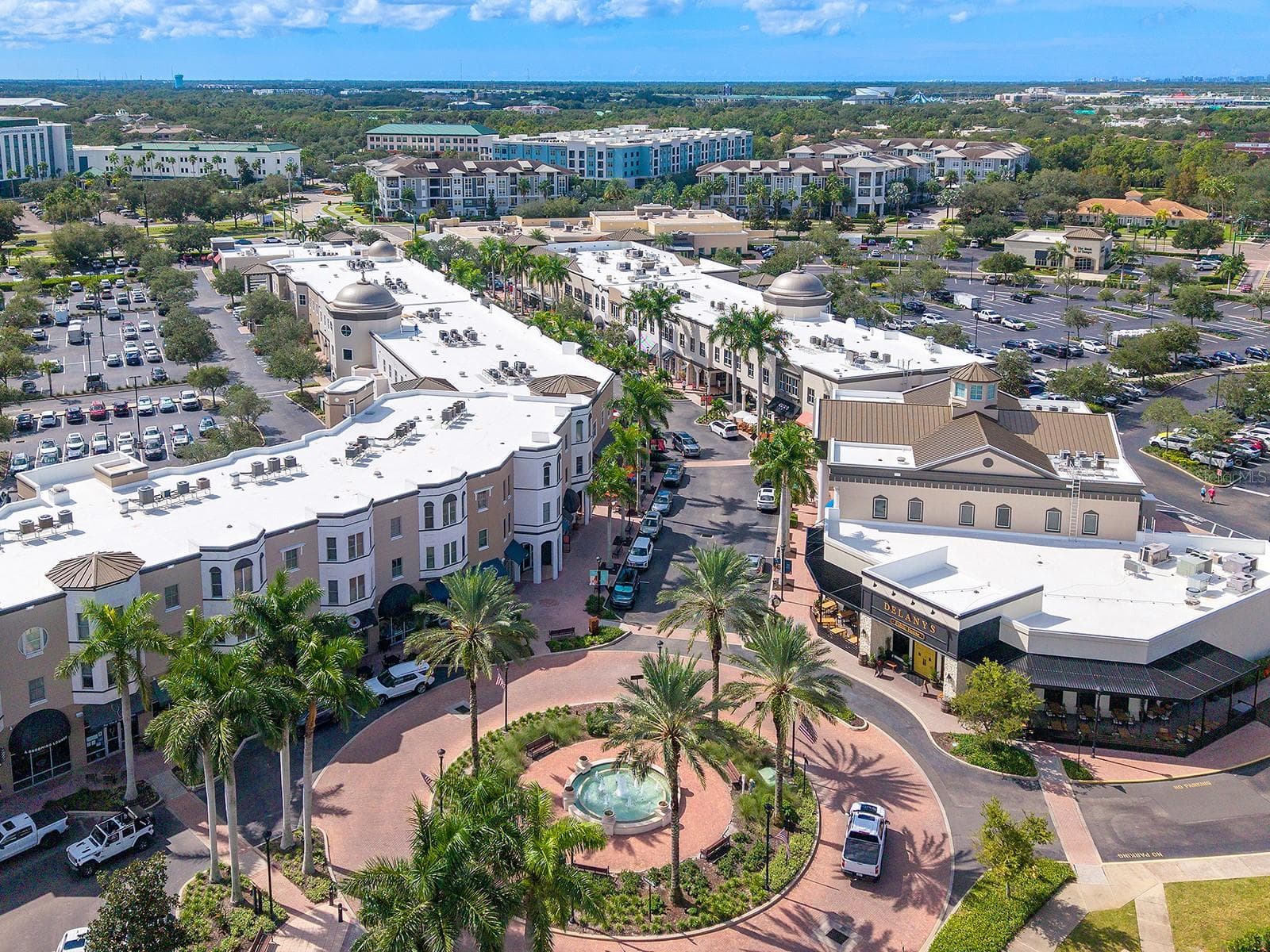 One Block from Main Street Shops & Restaurants - 6527 MOORINGS POINT CIR #101, LAKEWOOD RANCH