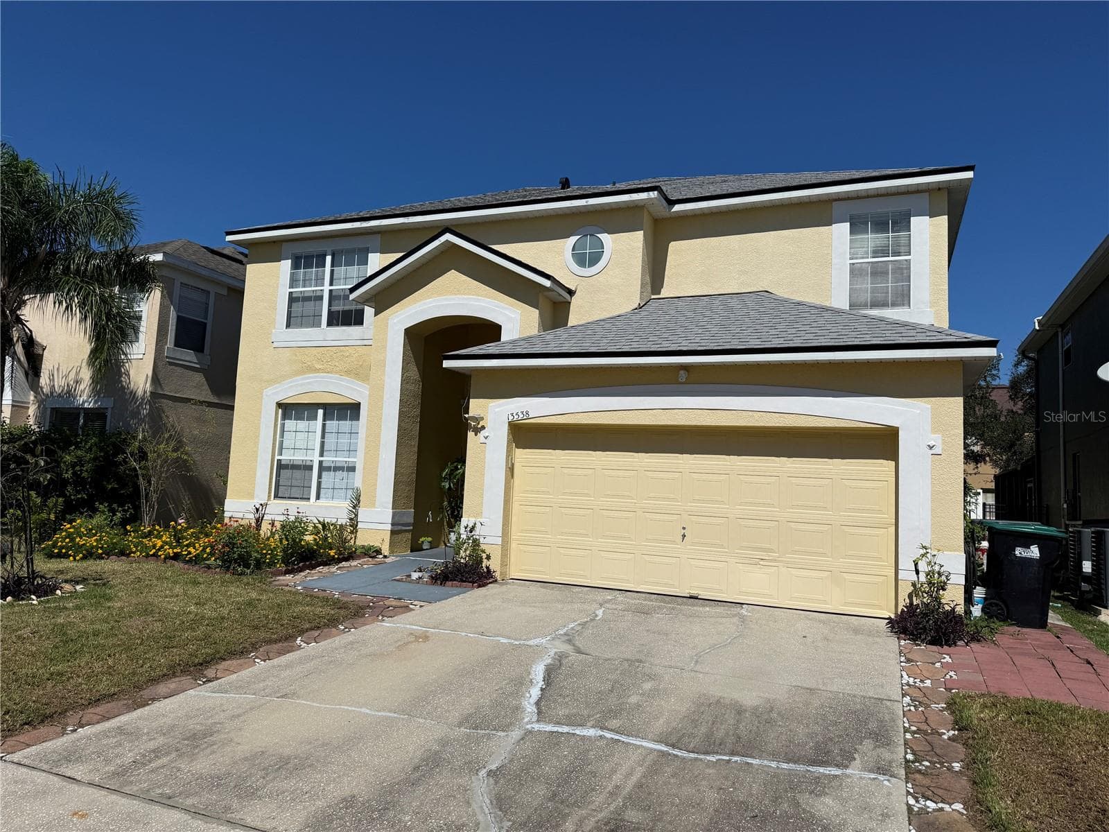 Single Family Residence at 13538 HIDDEN FOREST CIR, ORLANDO, photo 3 of 42