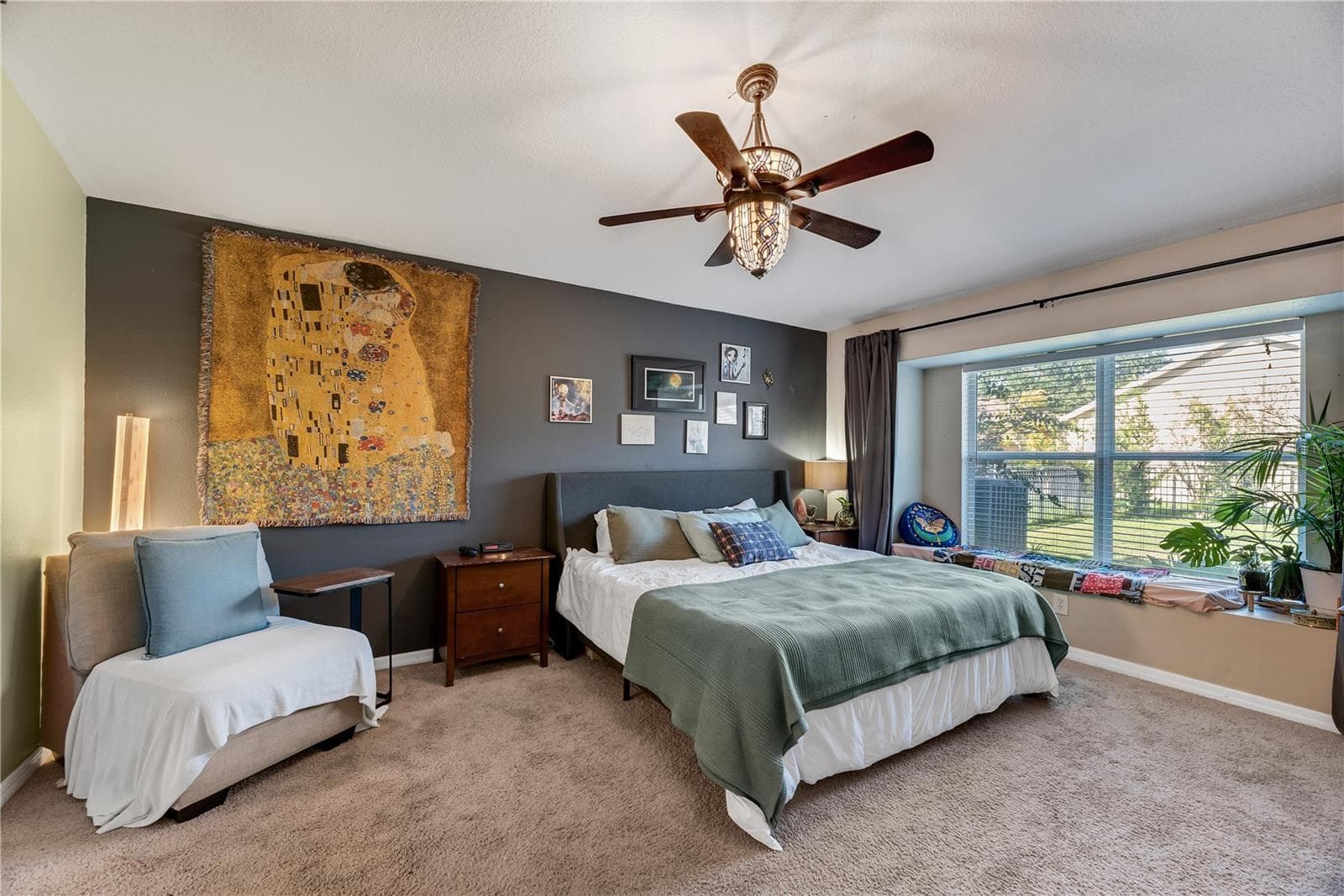 Single Family Residence at 16316 BRIDGEGLADE LN, LITHIA, photo 14 of 28