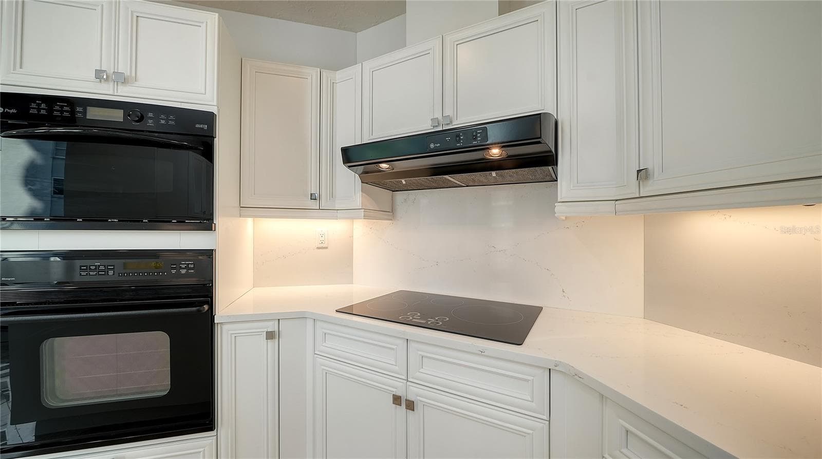 Condominium at 500 S PALM AVE #32, SARASOTA, photo 25 of 78