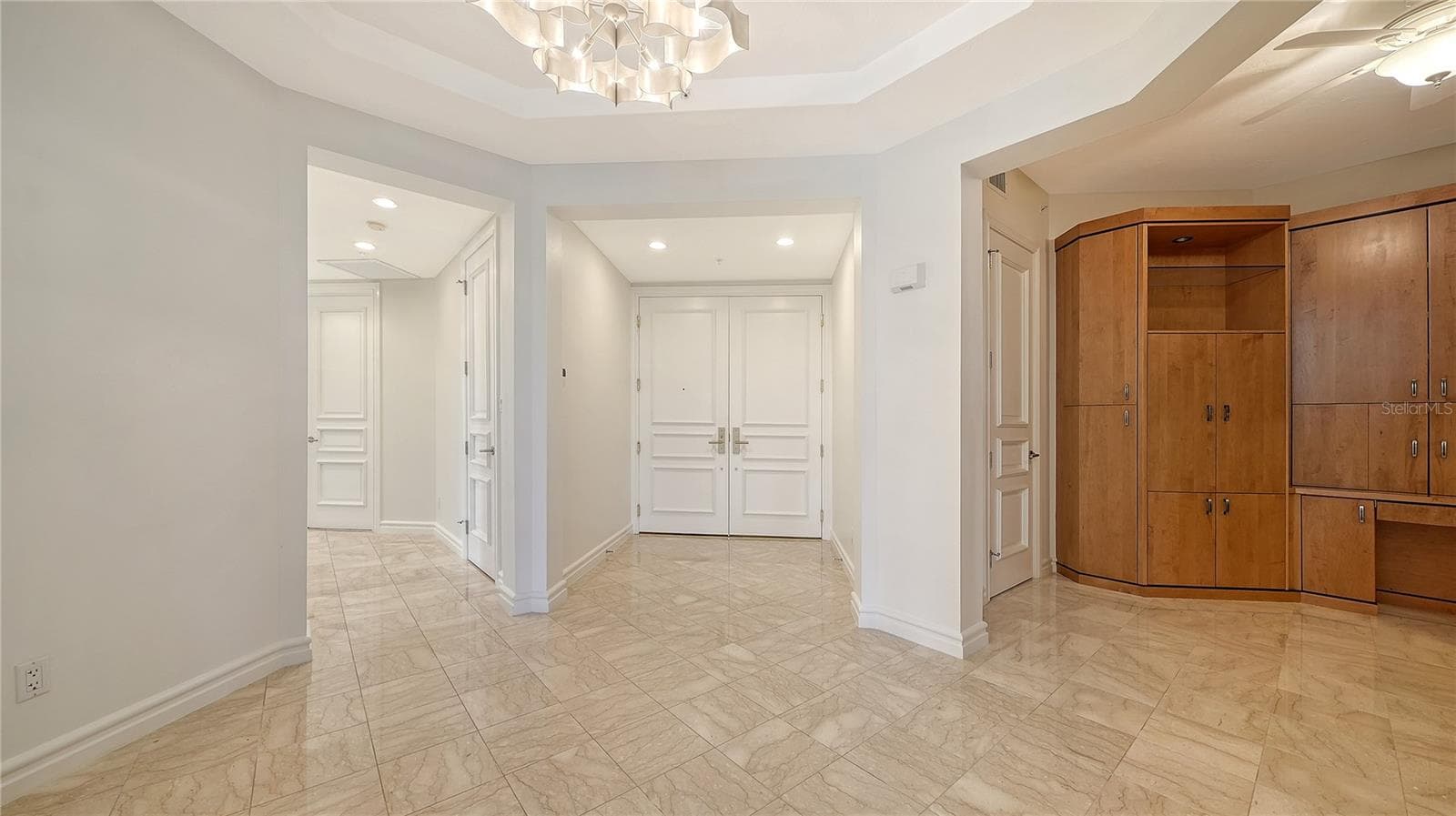 1st Primary Closet - 500 S PALM AVE #32, SARASOTA