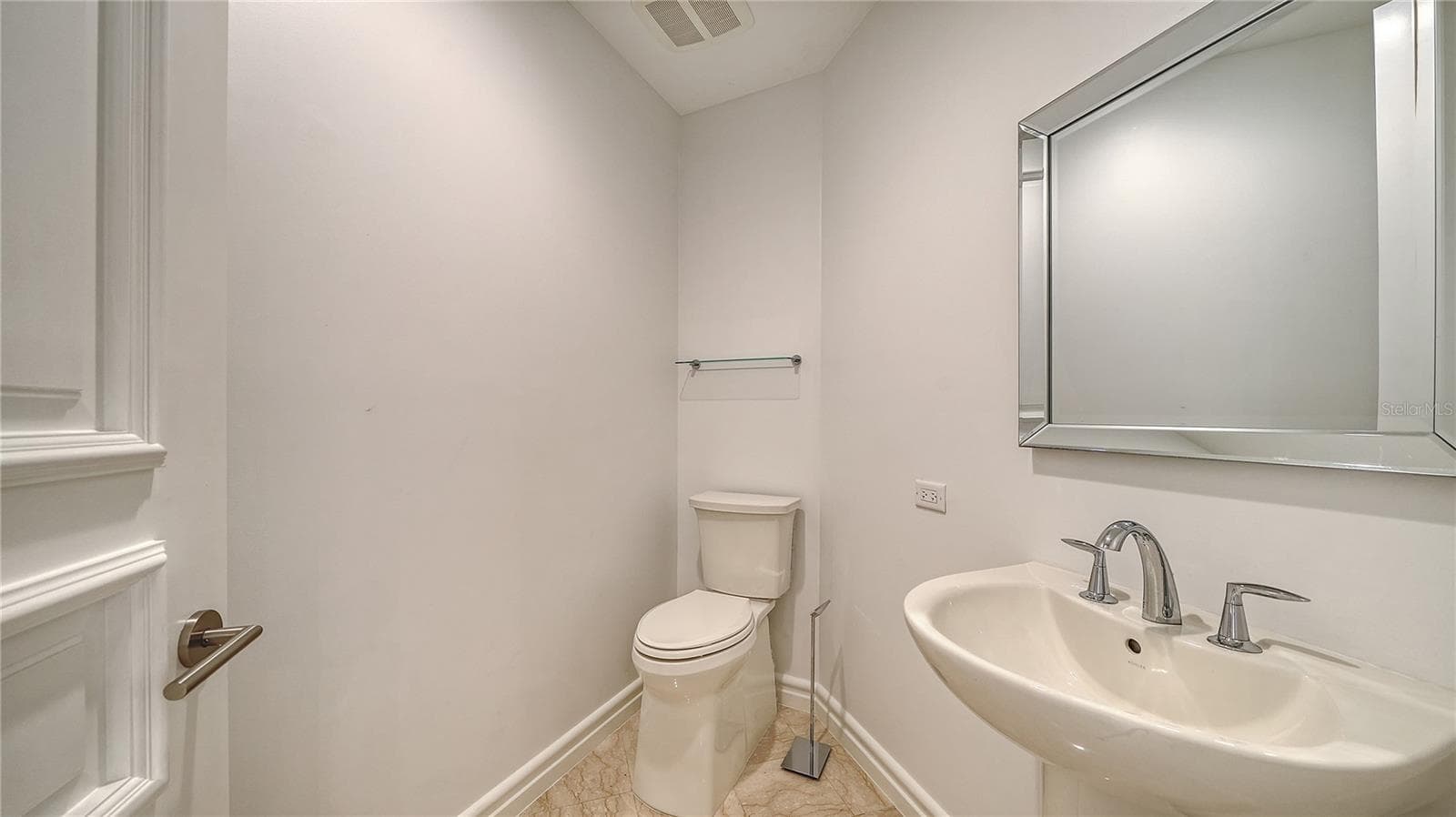 Powder Bath - 500 S PALM AVE #32, SARASOTA