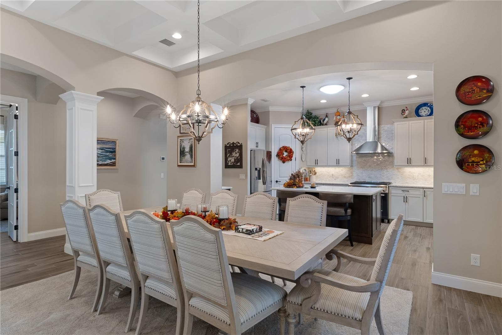 Single Family Residence at 4554 N PERRY DR, BEVERLY HILLS, photo 24 of 84